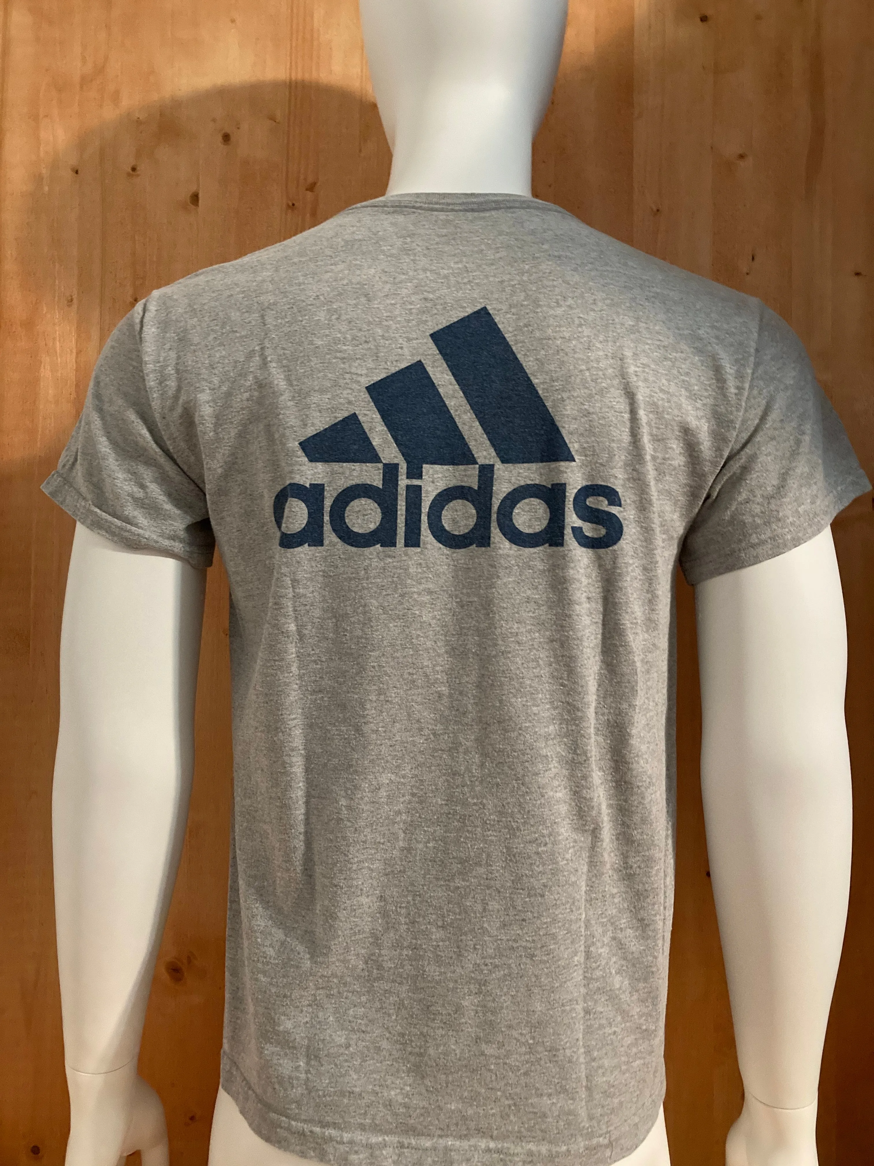 ADIDAS "NOTRE DAME SOCCER" Graphic Print Adult M Medium MD Gray T-Shirt Tee Shirt