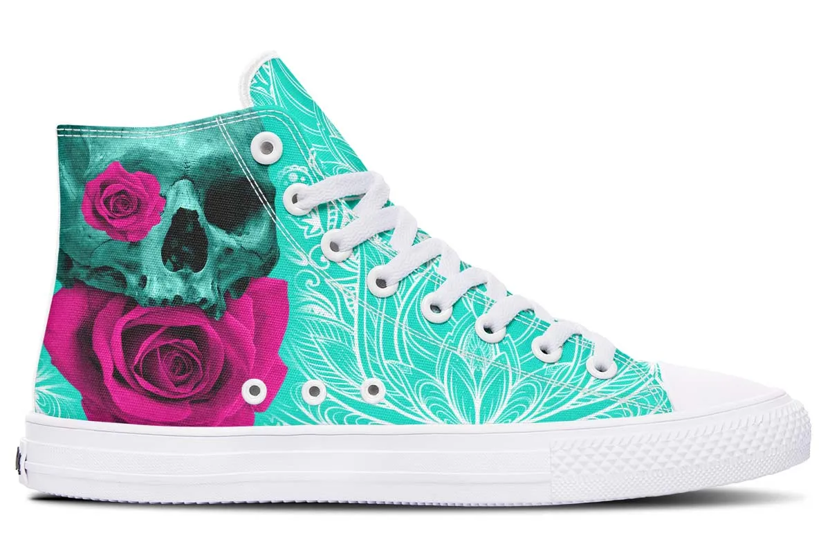 Aqua Skull Magenta Roses