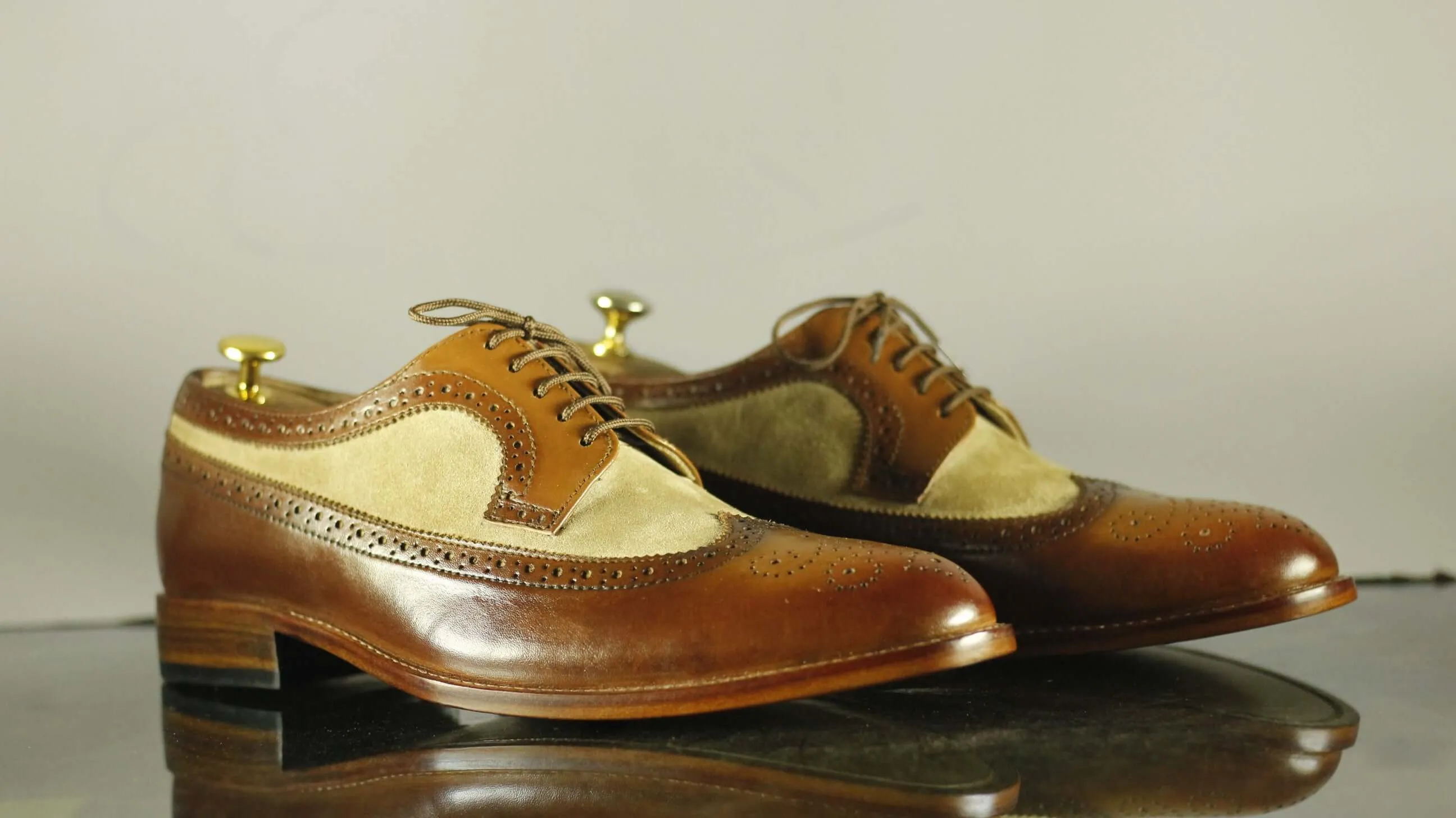 Men's Bespoke Beige Brown Wing Tip Lace Up Shoes