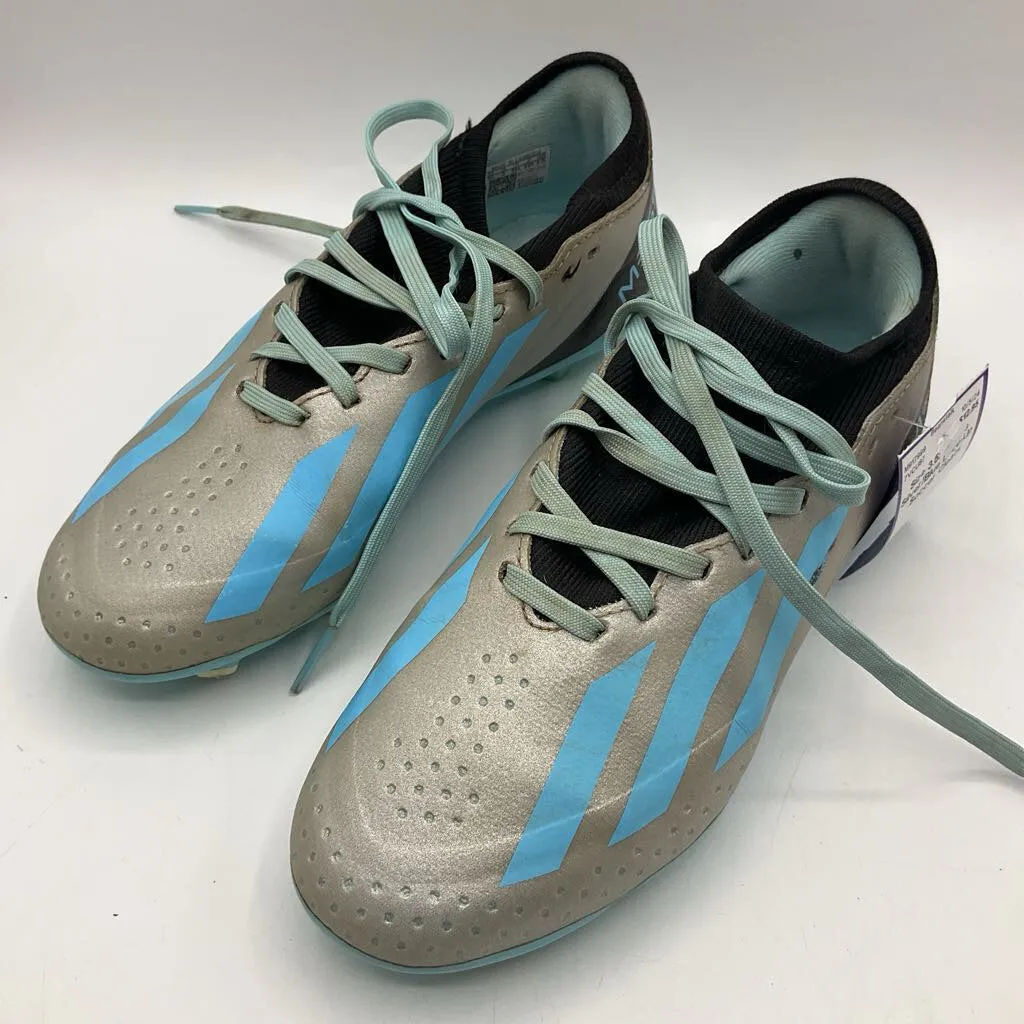 Size 3.5: Adidas Silver/Blue Lace-Up Soccer Cleats