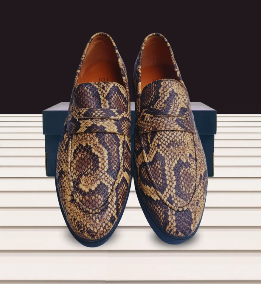 SNAKE PRINTS LOAFERS