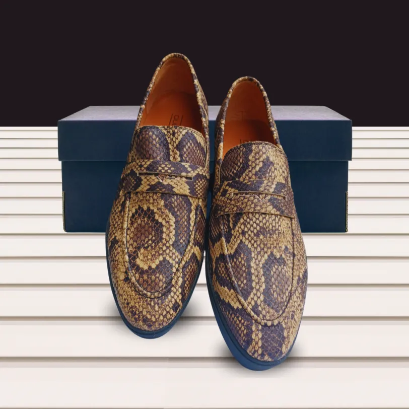 SNAKE PRINTS LOAFERS